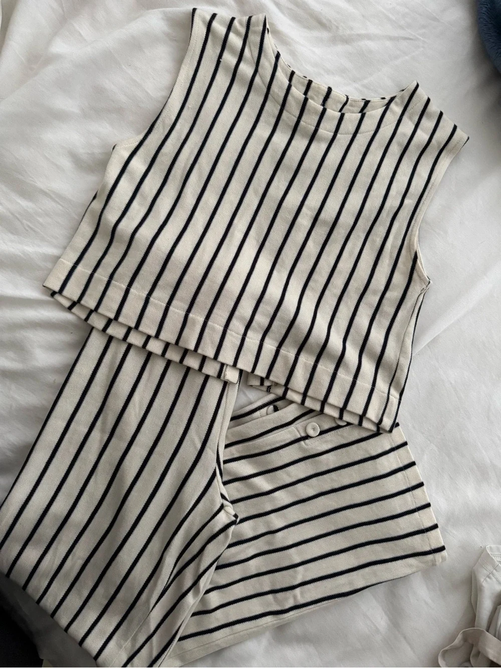 Zara Cream and Black Striped Cropped Knit Tank